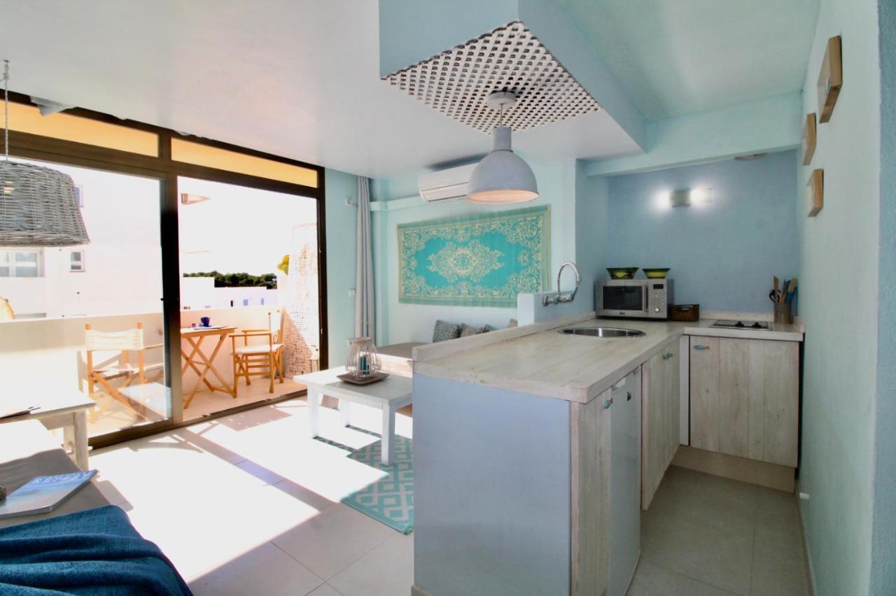 Agradable Apartamento Con Terraza En Formentera エス・プホルス エクステリア 写真