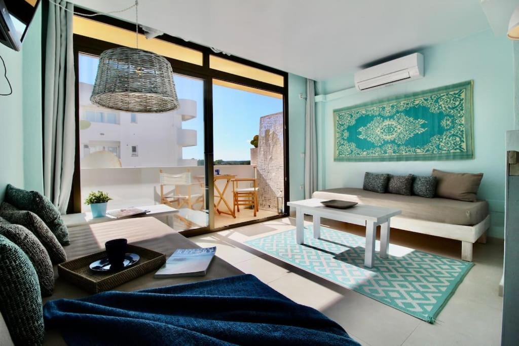 Agradable Apartamento Con Terraza En Formentera エス・プホルス エクステリア 写真